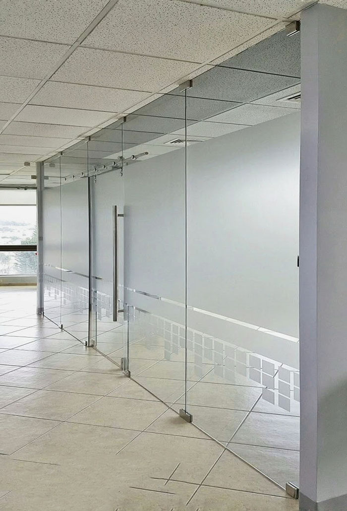 cửa kính cường lực 1 cánh mở quay