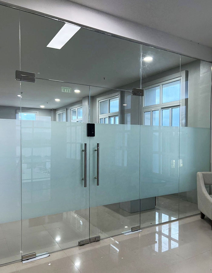 cửa kính cường lực đẹp