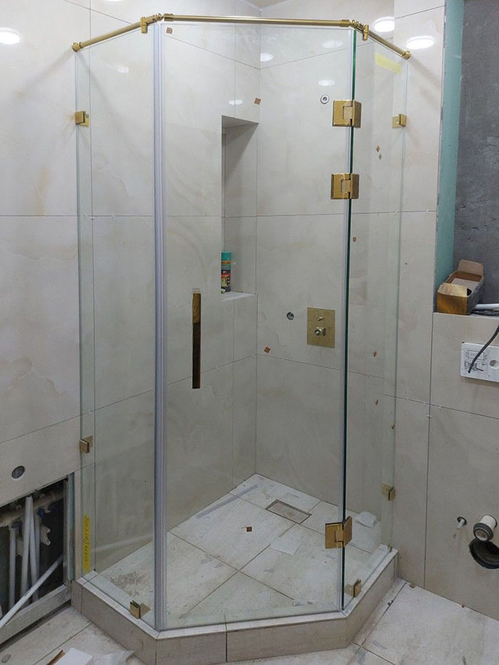 mẫu phòng tắm kính nhỏ