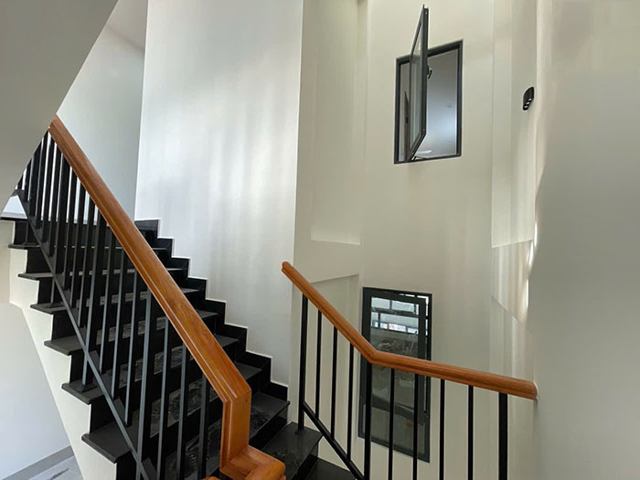 Tổng hợp mẫu lan can cầu thang sắt đẹp trong nhà và ngoài trời